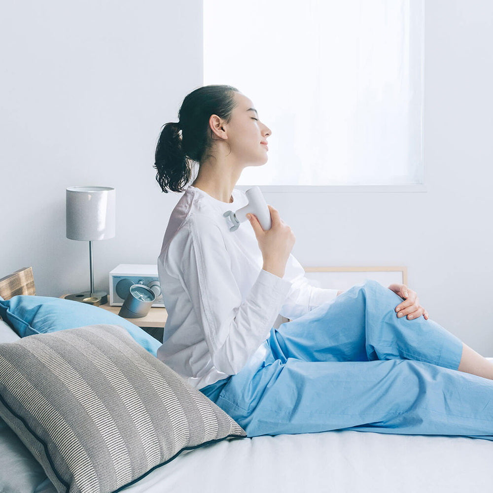 AiMY COMPACT BEAUTY GUN コンパクトビューティーガン（ホワイト）