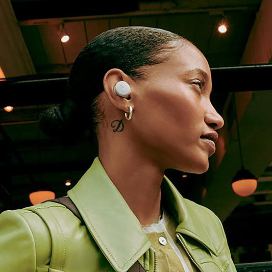 【ギフトカード】BOSE（ボーズ）QuietComfort Earbuds（ホワイトスモーク）