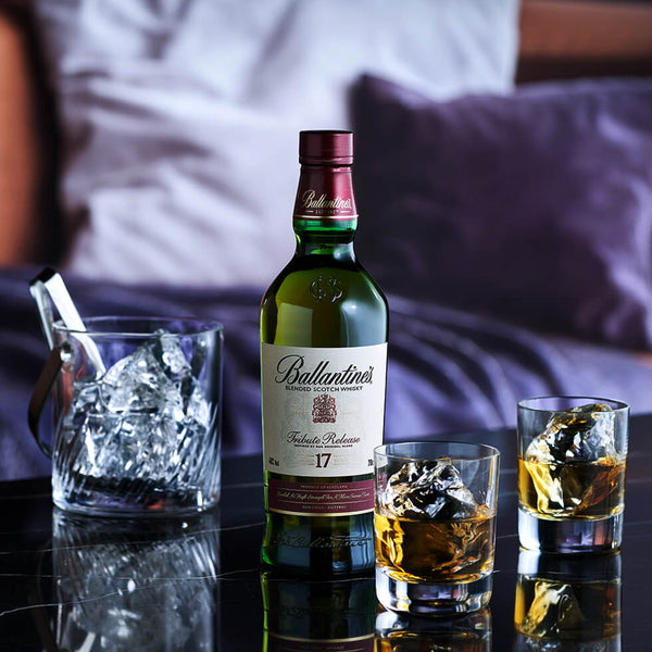 1827年創業スコッチウイスキー　バランタイン 17年　トリビュートリリース　700ml（6本）