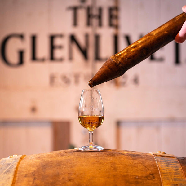 1824年創業スコッチ・ウイスキー　ザ・グレンリベット 12年 箱入 700ml 12本