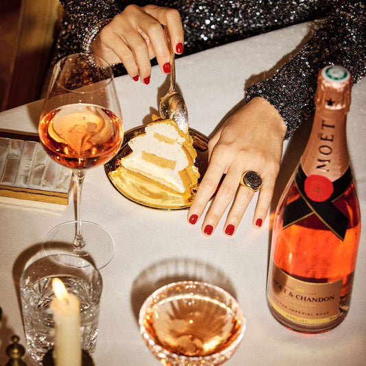 【ギフトカード】シャンパン Moet&Chandon(モエ・エ・シャンドン)ロゼ アンぺリアル 750ml箱付き 2本