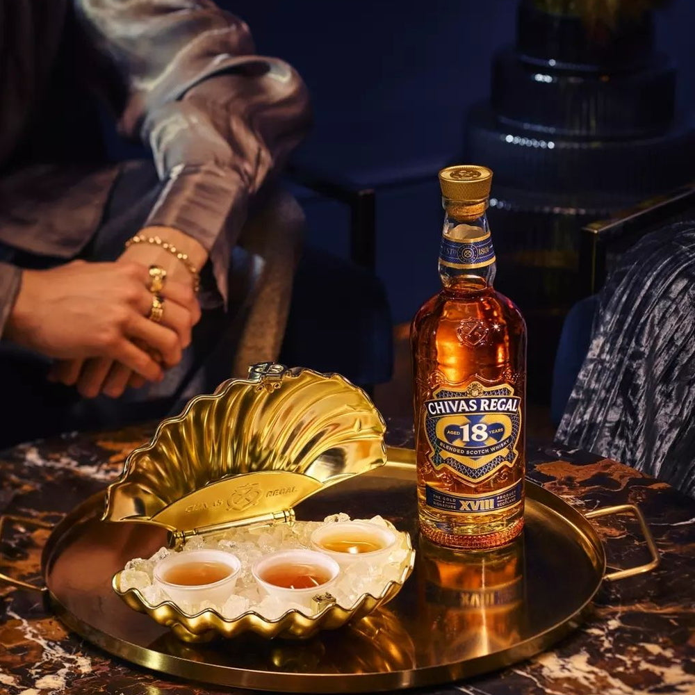 【ギフトカード】1801年創業スコッチ・ウイスキー シーバスリーガル 18年 箱入 700ml 2本