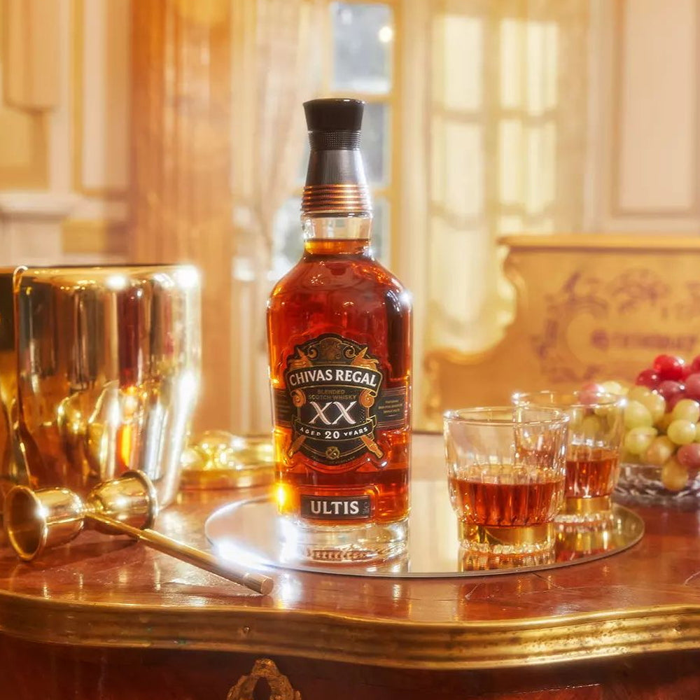 【ギフトカード】1801年創業スコッチ・ウイスキー シーバスリーガル アルティス 20年 箱入 700ml