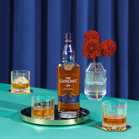 【ギフトカード】1824年創業スコッチ・ウイスキー ザ・グレンリベット  18年 箱入 700ml