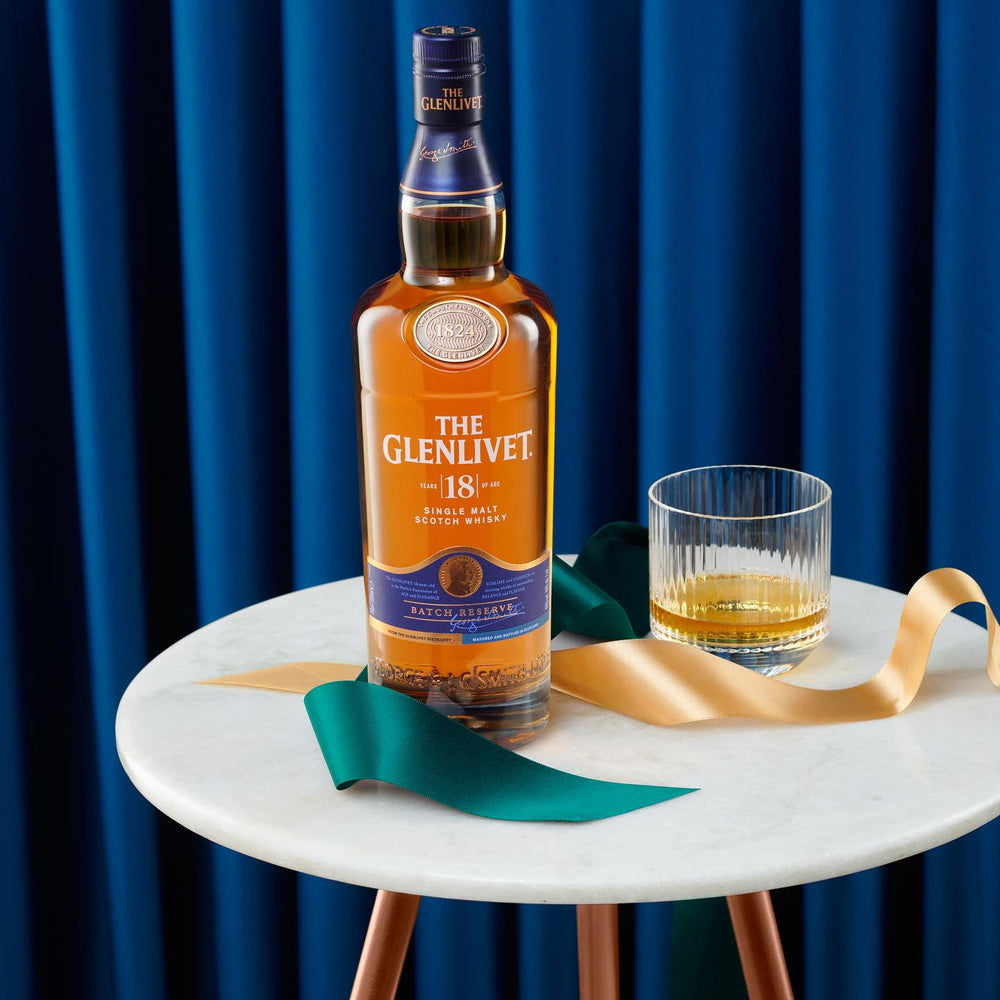 【ギフトカード】1824年創業スコッチ・ウイスキー ザ・グレンリベット  18年 箱入 700ml