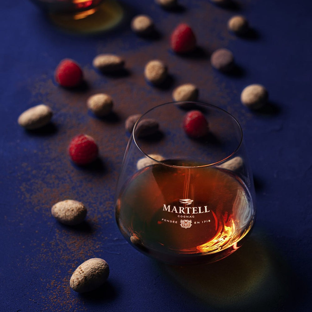 【ギフトカード】1715年創業コニャック マーテル コルドンブルー 箱入 700ml