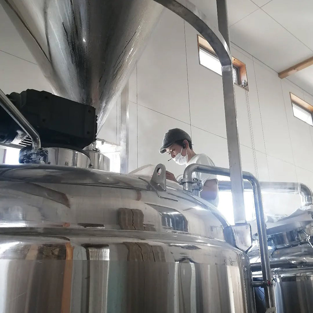 【ギフトカード】神戸発クラフトビール　六甲ビール ヘイジ― セッション 350ml 24本